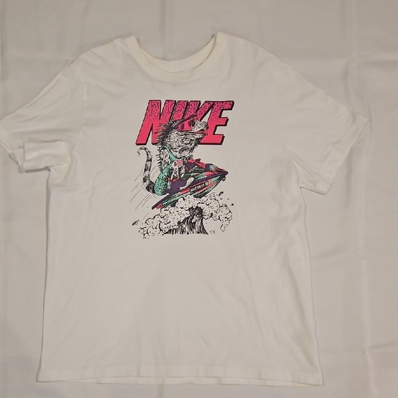 Nike White Graphic Men's Shirt Sz XL - Picture 2 of 6